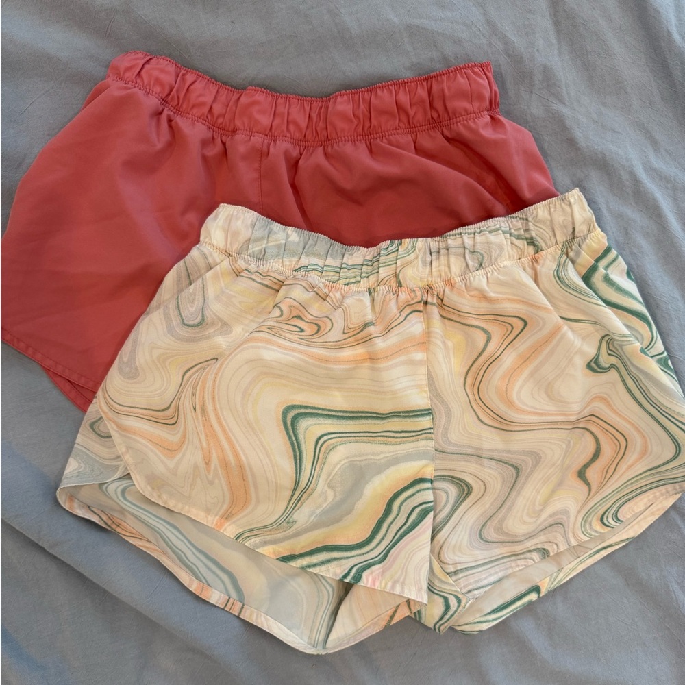 Old Navy Women's Athletic Shorts - Coral and Marble Print